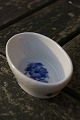 Blaue Blume Glatt Geschirr. Ovale Salzfässe