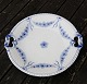 Empire Danish porcelain, round dishes with handles 

Ö 25cm
