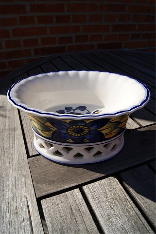 Blue Pheasant China faience porcelain, fruit bowl