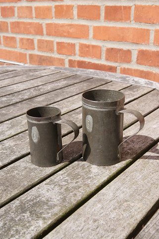 2 mugs of Danish pewter from year 1916 & 1917