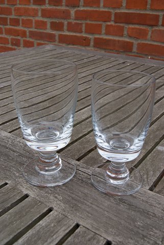 Almue glas fra Holmegård