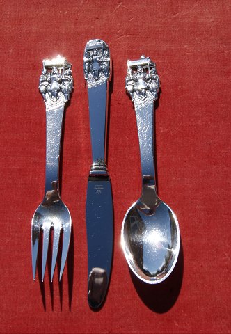 The Emperor’s New Suit children's cutlery of Danish solid silver. Set spoon, knife & fork