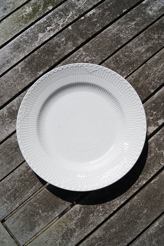 Hvid Halvblonde porcelæn, middagstallerkener ca. 26cm