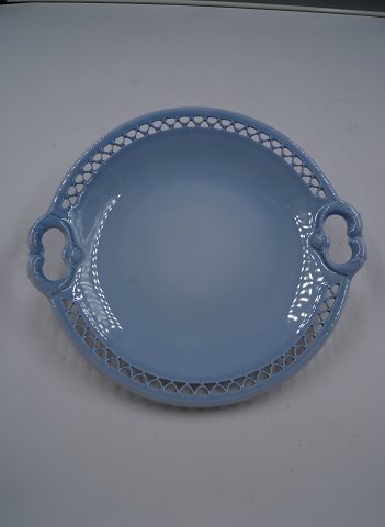 Various porcelain dinnerware