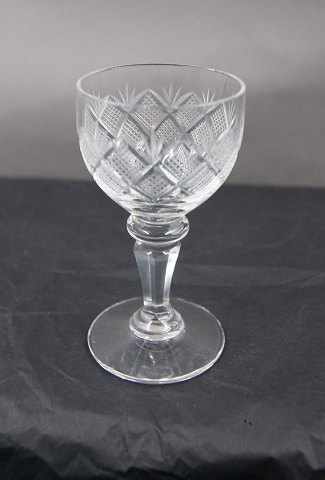 Christiansborg krystalglas med facetsleben stilk. Snapseglas 8,5cm