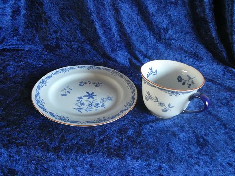Rörstrand schwedisch Fayence Geschirr Ostindia, Set von Becher mit Henkel und Mittagsteller 21cm