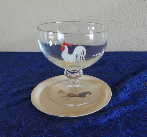 Liqueur bowls with white cock and glass tray with cock