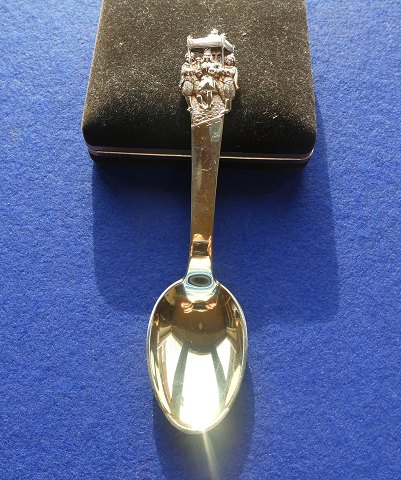 The Emperor’s New Suit children's cutlery in Danish gold-plated solid silver. Child's spoon