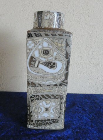 Royal Copenhagen Baca Fayence Vase Nr. 719-3259