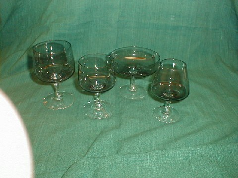 Atlantic rgfarvede glas ...