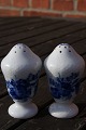 Blue Flower Curved Danish porcelain. Set salt- and pepper castor