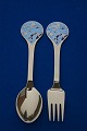 A. Michelsen Christmas spoon and Christmas fork 
1993 in gilded sterling silver