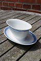 Blue Fan Danish porcelain, oval sauce bowls on fixed stand