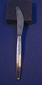 Cypress Georg Jensen Danish silver flatware, 
dinner knives with grill blade or steak knives  
22.2cms.