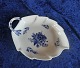Blå Blomst Flettet porcelæn. Bladformede asietter 
27cm